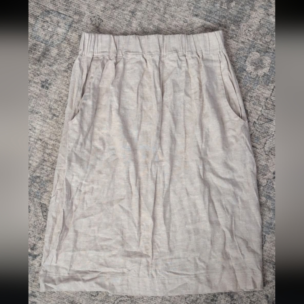 Chic Beige Women's Pencil Skirt